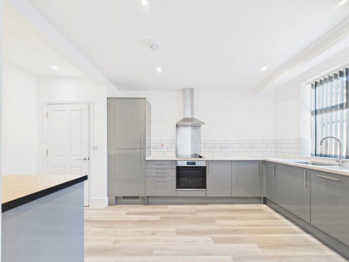 2 Bedroom Apartment To Rent In , Hull, HU5