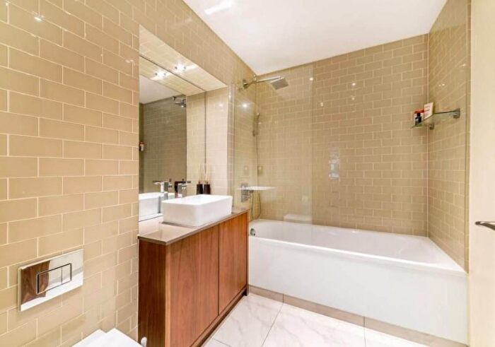 2 Bedroom Flat To Rent In Allsop Place, Marylebone, London, NW1