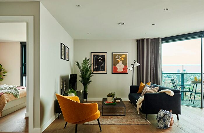 1 Bedroom Flat To Rent In Uncle Elephant And Castle, Churchyard Row, Elephant And Castle, SE11