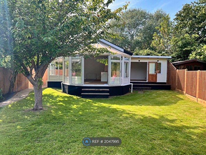 2 Bedroom Bungalow To Rent In Parke Road, Sunbury-On-Thames, TW16