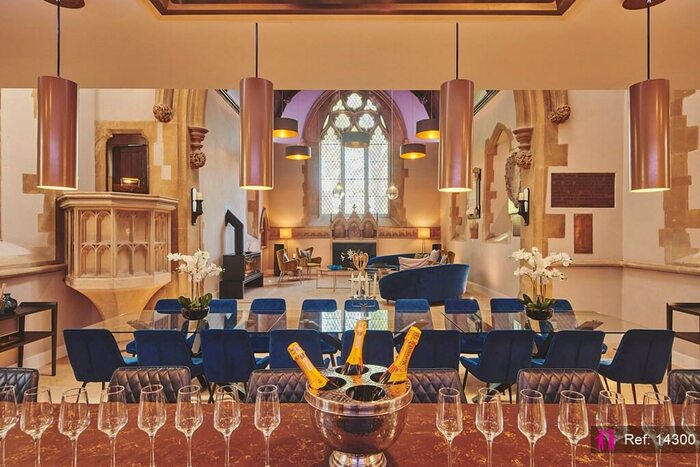 9 Bedroom Detached House For Sale In Church Lane, Grazeley, RG7