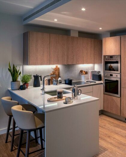 1 Bedroom Apartment To Rent In Nine Elms Lane, London, SW11