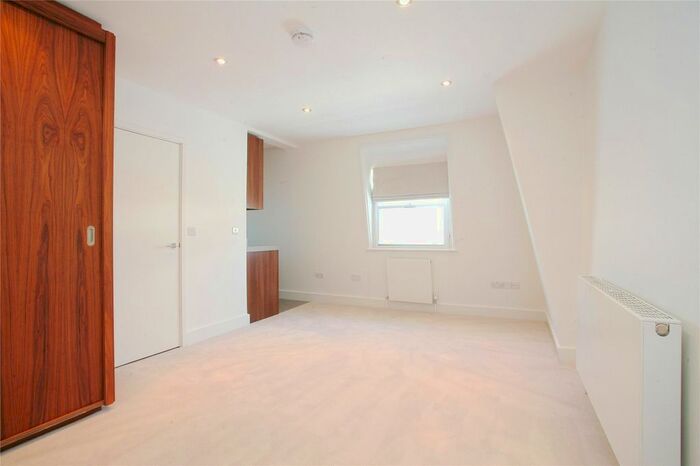 Studio To Rent In Cranley Gardens, South Kensington, London, SW7