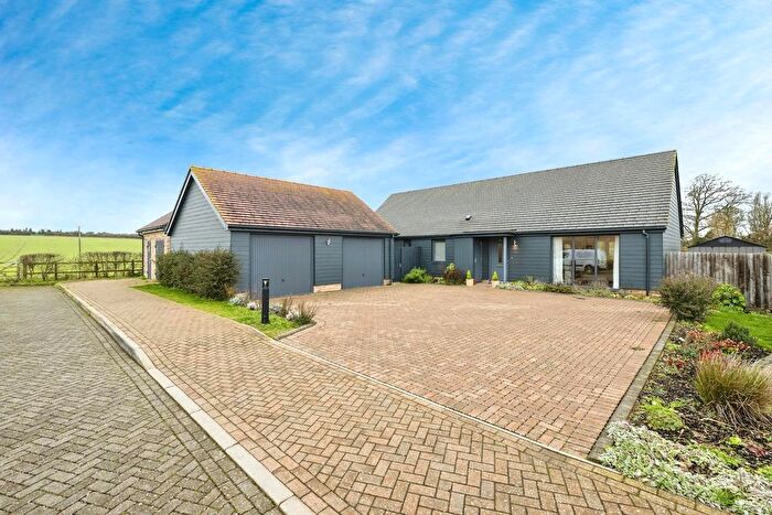 3 Bedroom Bungalow For Sale In Larkfield, Cambridge, Cambridgeshire, CB21