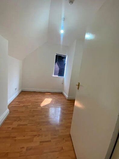1 Bedroom Flat To Rent In Willesden High Road, Willesden Green, NW10