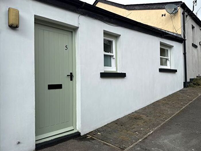 1 Bedroom Flat To Rent In Boot Lane, Blaenavon, Pontypool, NP4