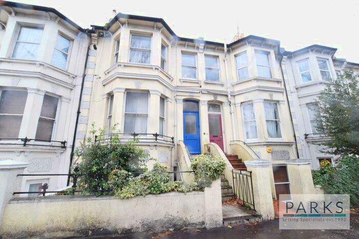 1 Bedroom Flat To Rent In Sackville Road, Hove, BN3