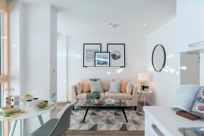 1 Bedroom Studio To Rent In Berkshire House, Queen Street, Maidenhead, Berkshire, SL6