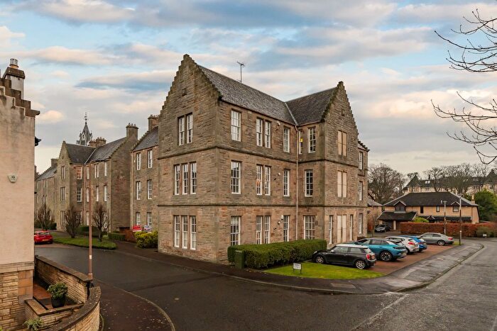 2 Bedroom Flat For Sale In / Mid Steil, Edinburgh, EH10