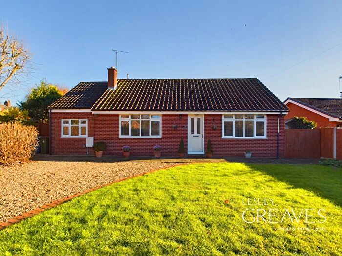 4 Bedroom Detached Bungalow For Sale In Micklebarrow Close, Southwell, NG25