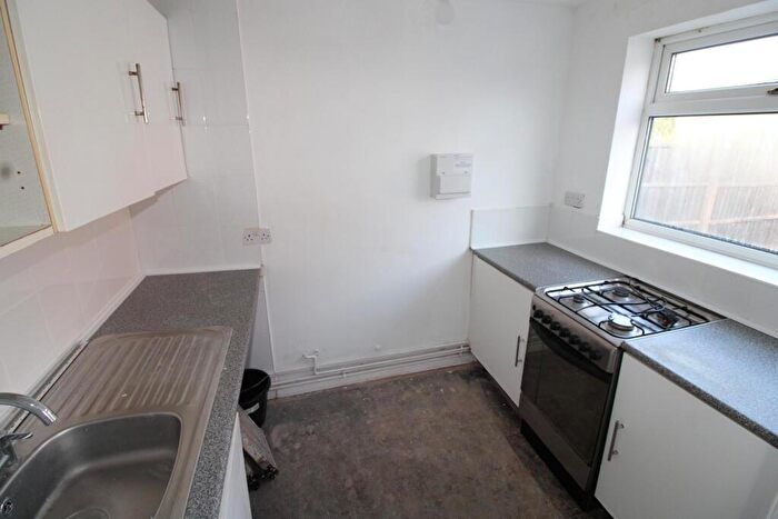 1 Bedroom Flat To Rent In Horninglow Road, Staffordshire, Burton Upon Trent, DE13