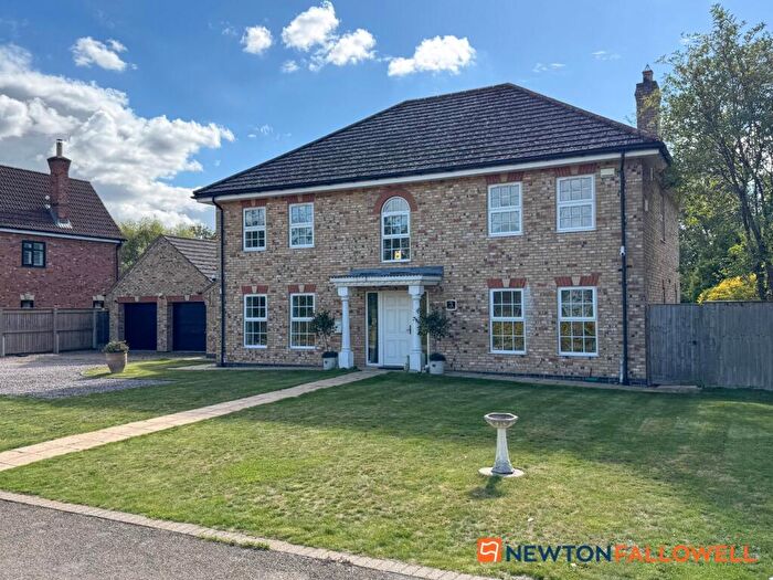 5 Bedroom Detached House For Sale In Sutton Lane, Brant Broughton, LN5