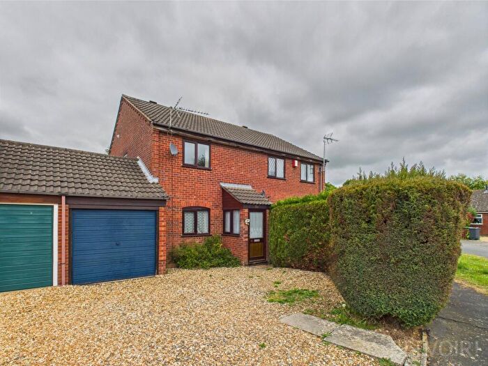 2 Bedroom Semi-Detached House To Rent In Henrys Court, Watton, IP25