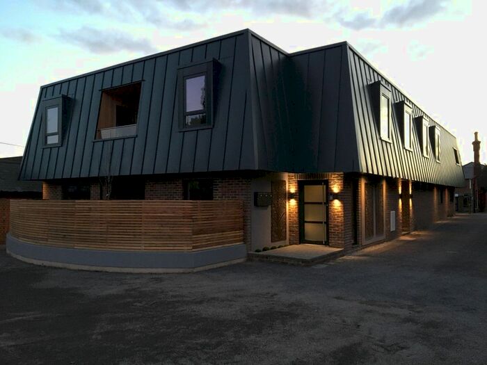 1 Bedroom Flat To Rent In Croft Hall, High Street, Edenbridge, TN8