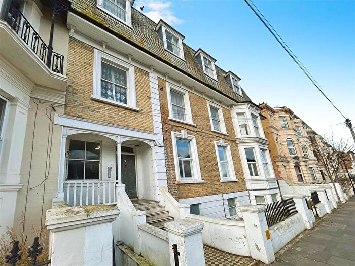 2 Bedroom Flat To Rent In Dalby Square, Cliftonville, Margate, CT9
