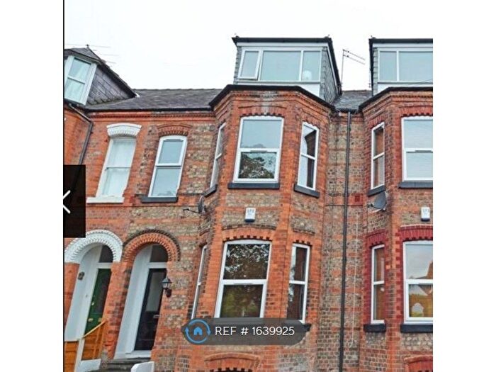 Studio To Rent In Urmston, Manchester, M41