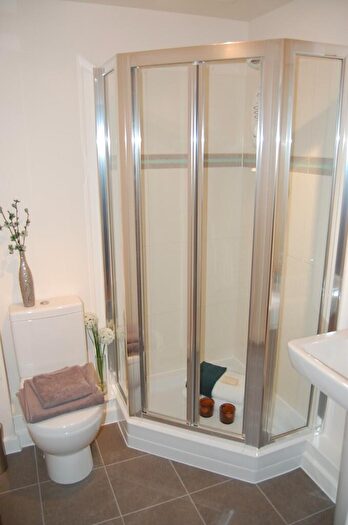 Studio To Rent In Boulevard Drive, Colindale, NW9