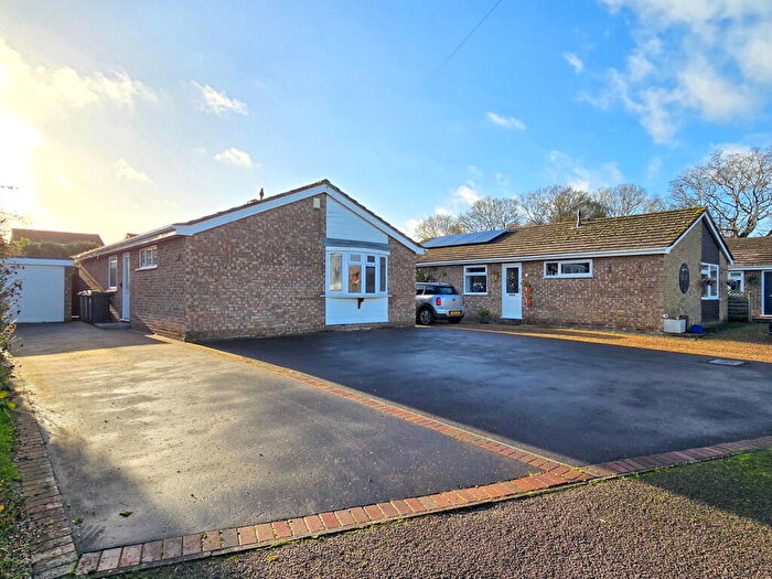 3 Bedroom Detached Bungalow For Sale In Atling Way Attleborough, NR17