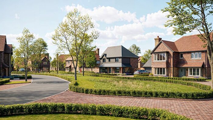 4 Bedroom Detached House For Sale In View Road, Cliffe Woods, ME8
