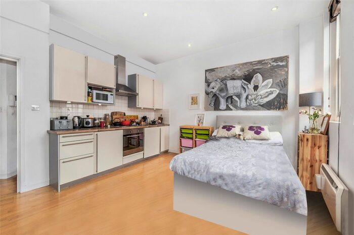 Studio To Rent In Hampstead High Street, Hampstead, NW3