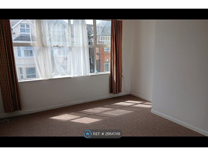 1 Bedroom Flat To Rent In Wilton Road, Bexhill-On-Sea, TN40