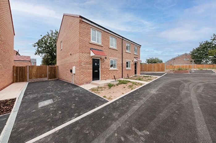 3 Bedroom Semi-Detached House For Sale In Taddington Mews, Haworth, DN11