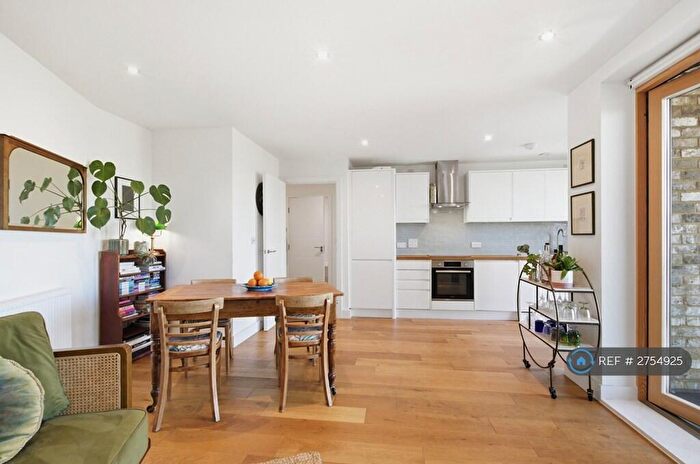 1 Bedroom Flat To Rent In Huntswharf House, London, E5