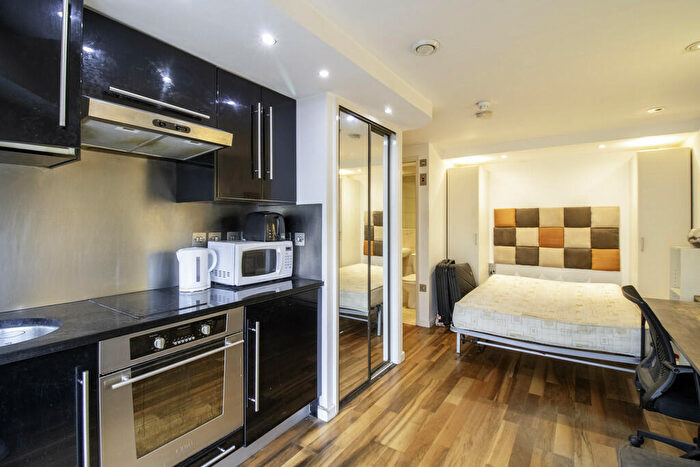 Studio To Rent In Smart Pad, Whitehall Waterfront, Leeds City Centre, LS1