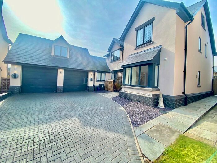 5 Bedroom Detached House To Rent In Penperlleni, Pontypool, Monmouthshire., NP4