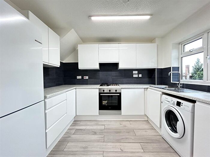 3 Bedroom Property To Rent In Peacocks, Harlow, CM19