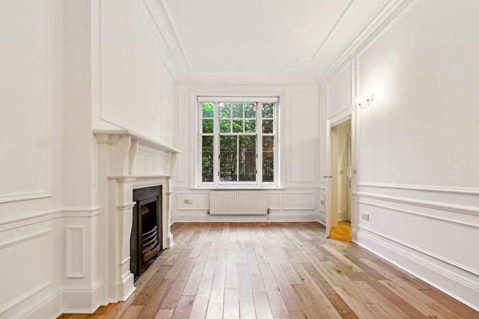 3 Bedroom Terraced House To Rent In Hornton Street, Kensington, W8