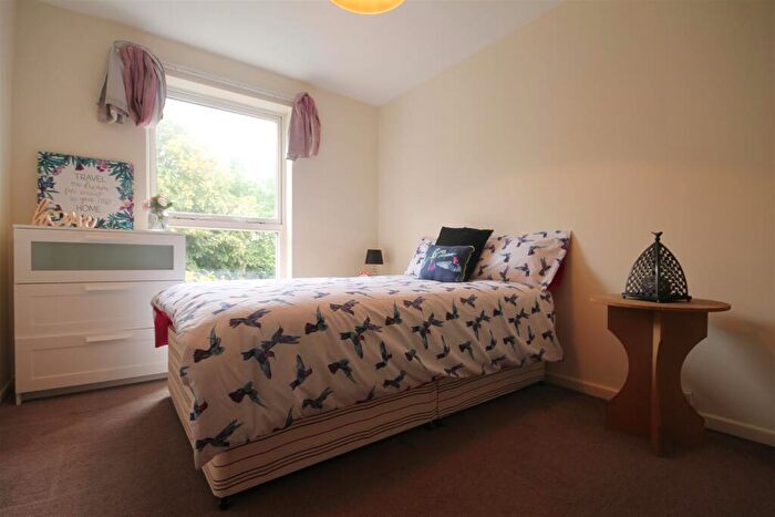 1 Bedroom Apartment To Rent In Brandling Court, Jesmond, NE2