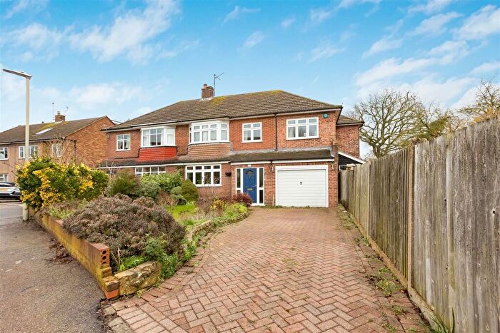 4 Bedroom Semi-Detached House For Sale In Linkside Road, Bishop's Stortford, CM23