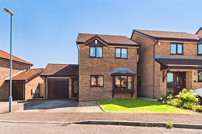 3 Bedroom Detached House For Sale In Ludwells Orchard, Paulton, Bristol, Somerset, BS39
