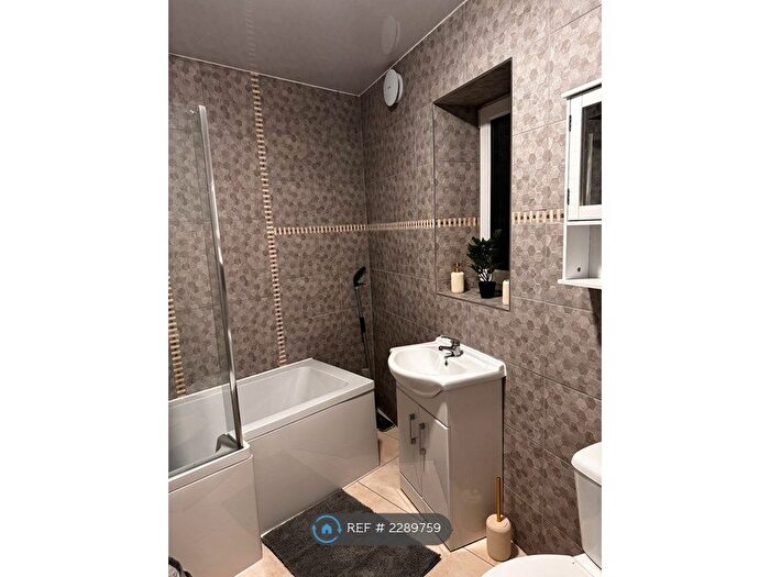 2 Bedroom End Of Terrace House To Rent In Barleycorn Place, Sunderland, SR1