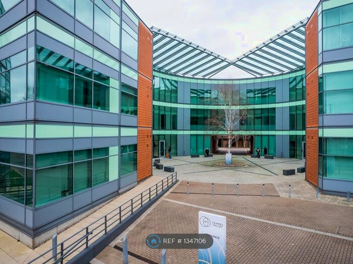 1 Bedroom Flat To Rent In No Thames Valley, Bracknell, RG42