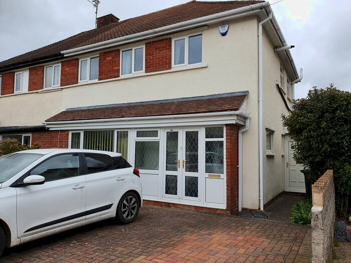 3 Bedroom Semi-Detached House To Rent In Hirst Crescent, Fairwater, Cardiff, CF5
