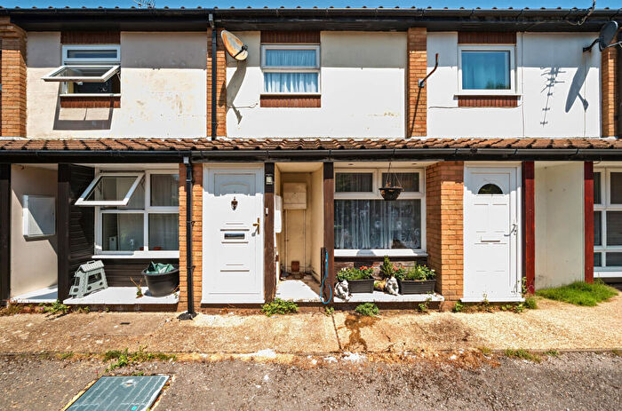 2 Bedroom Terraced House For Sale In Froddington Road, Southsea, PO5