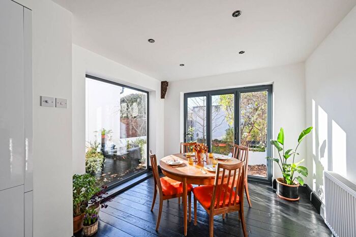 3 Bedroom Terraced House For Sale In Essex Road, Leyton, London, E10