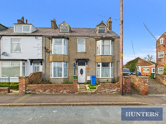 7 Bedroom End Of Terrace House For Sale In North Marine Road, Flamborough, Bridlington, YO15
