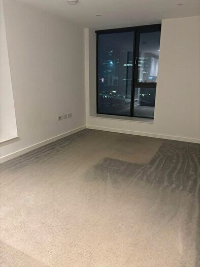 2 Bedroom Apartment To Rent In Apartment B, Wharf End, M17