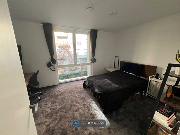 3 Bedroom Terraced House To Rent In Wansey Street, London, SE17