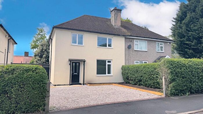 3 Bedroom Semi-Detached House For Sale In Melford Road, Nottingham, NG8
