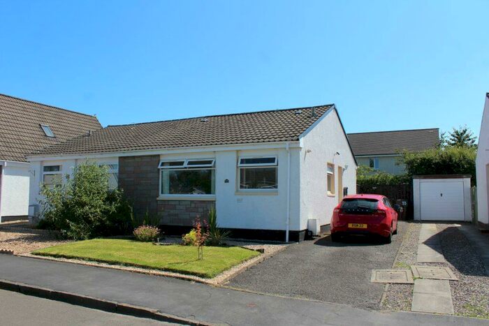 2 Bedroom Semi-Detached Bungalow To Rent In Chisholm Avenue, Causewayhead, FK9