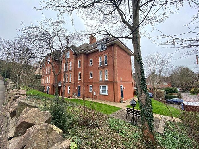 1 Bedroom Flat For Sale In Worcester Road, Malvern, WR14