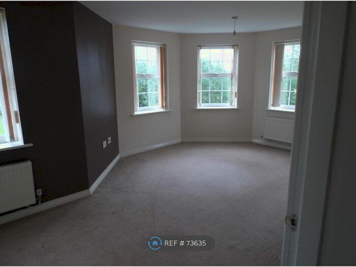 2 Bedroom Flat To Rent In Weir Close, Wigston, LE18