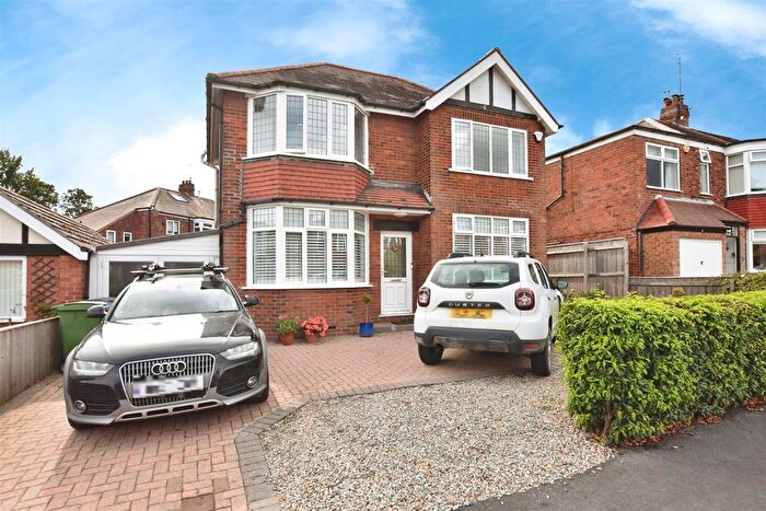 3 Bedroom Detached House For Sale In Fairfield Avenue, Kirk Ella, HU10