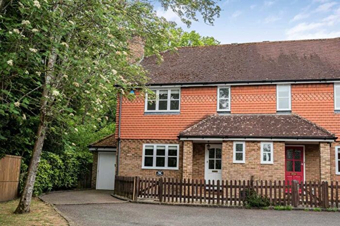 3 Bedroom Semi Detached House For Sale In The Farriers, Bramley, GU5