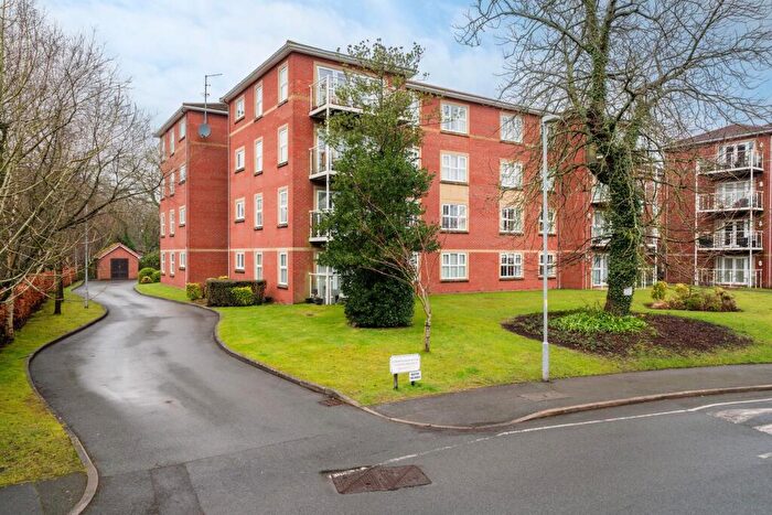 2 Bedroom Apartment For Sale In Aughton Park Drive, Aughton, L39