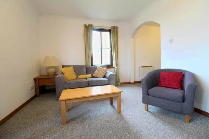 2 Bedroom Flat To Rent In Belmont Gardens, Aberdeen, AB25